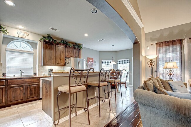 Building Photo - 20754 Kenswick Park Dr