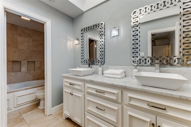 Building Photo - 3778 Shorecrest Dr