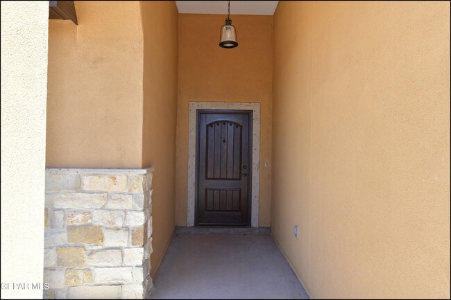 Building Photo - 15149 Imagine Dr