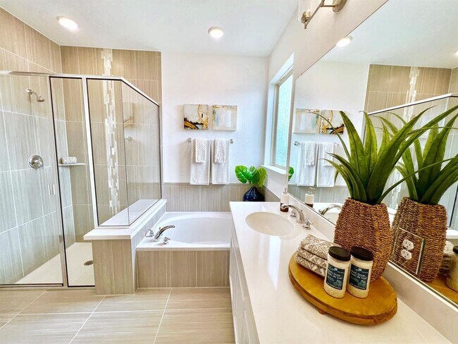 Building Photo - 4640 Modena Bay Bend