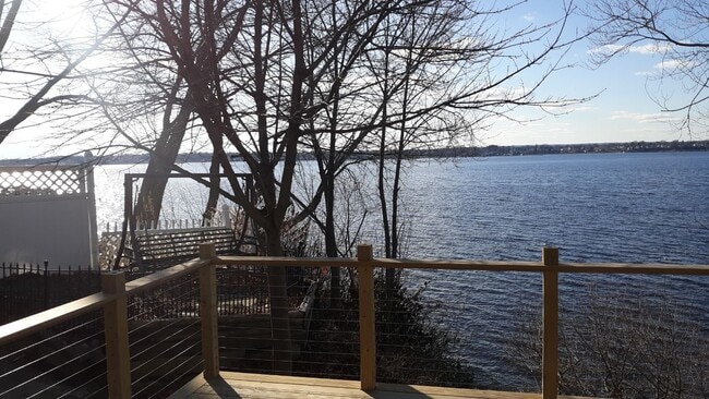 Building Photo - 2 Narragansett Ave