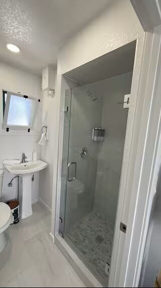 Building Photo - For Lease Furnished - Cliffside Beach Cottage with Panoramic Ocean Views – Ocean Beach