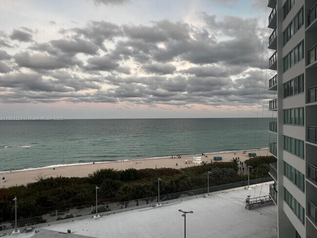 Building Photo - 7135 Collins Ave