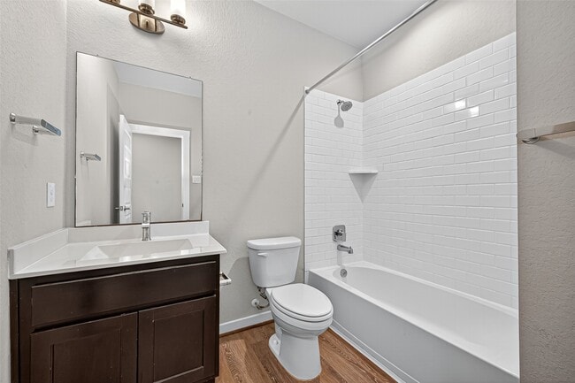 Building Photo - 28611 Hannahs Harbor Ln