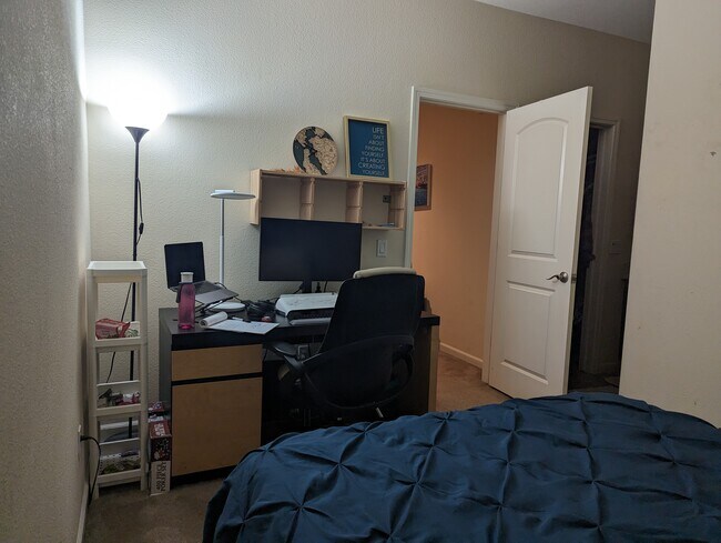 Desk (Bedroom2) - 764 Grandview Ter