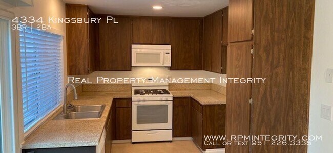 Building Photo - Ranch Style Attached Home