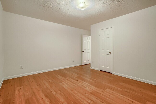 Building Photo - 1039 Doubletree Glen Dr