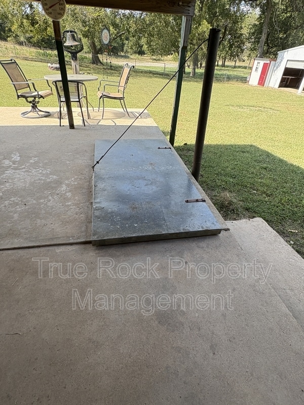 Building Photo - 23185 CR 3520