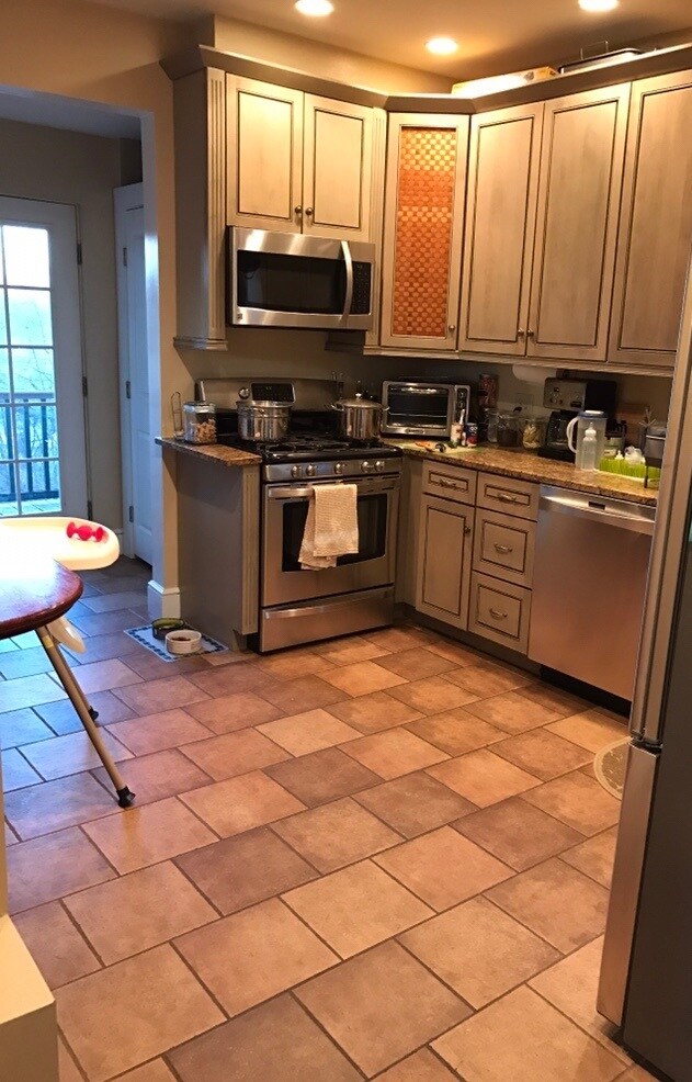 Building Photo - 301 Savin Hill Ave