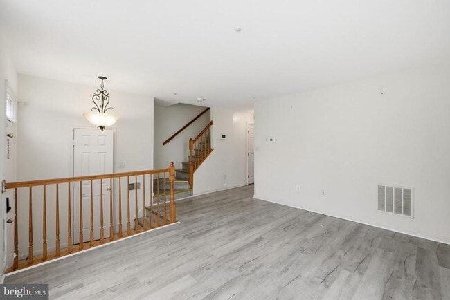 Building Photo - 10606 Fitzgibbon Ct