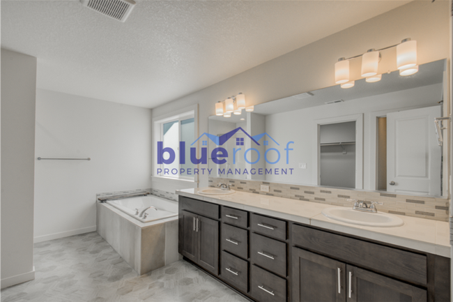 Building Photo - 75 N Adair Dr