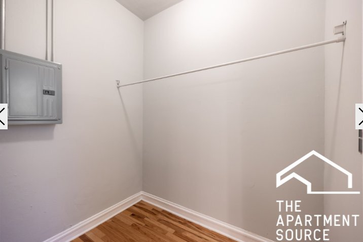 Building Photo - 4546 N Damen Ave