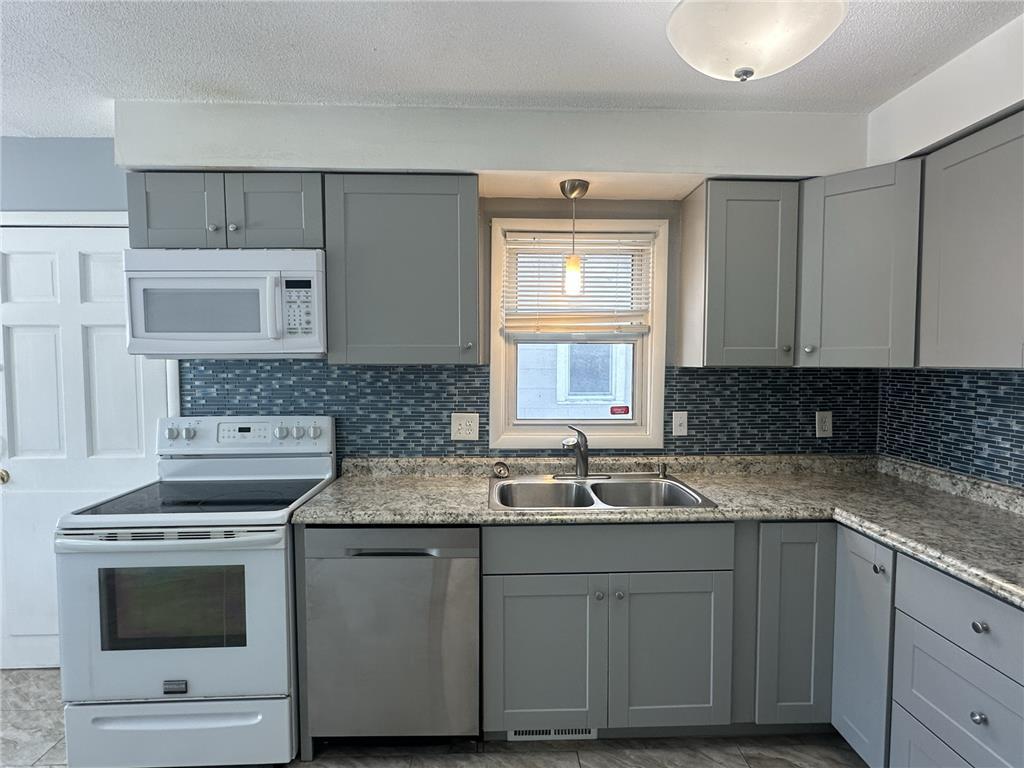 Building Photo - 1718 3rd Ave N