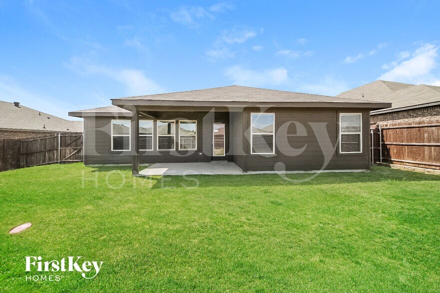 Building Photo - 2513 Weatherford Heights Dr