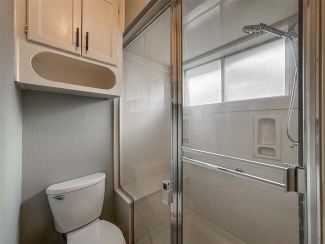 Building Photo - 2706 Orion Dr