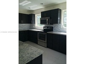 Building Photo - 740 NE 179th Ter