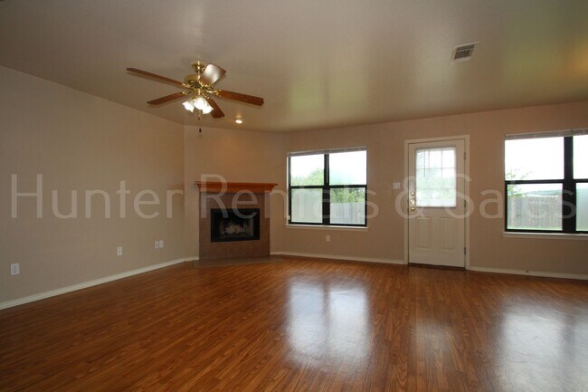 Building Photo - Bright, Open, and Ready to Welcome You Home