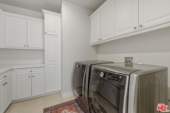 Building Photo - 25561 Prado De Oro