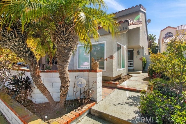 Building Photo - 514 9th St