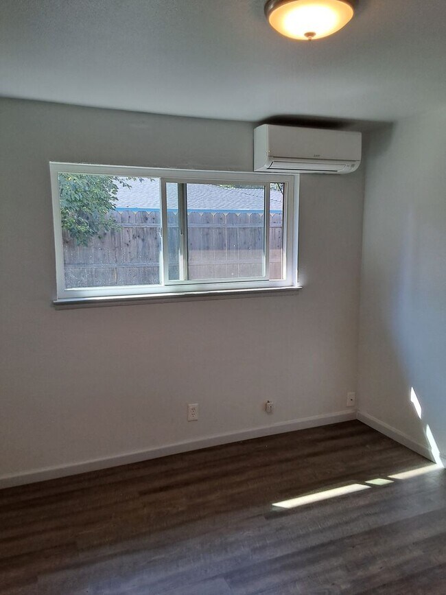 Building Photo - 3 Mefford Way
