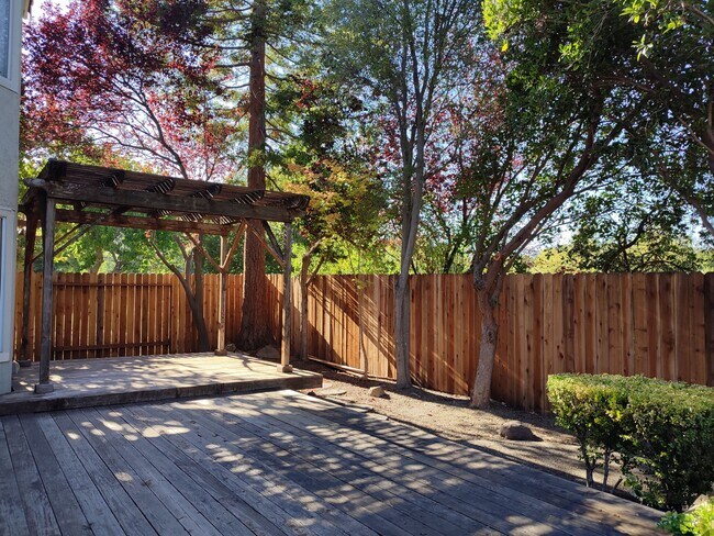 Building Photo - 3212 Bear Creek Dr