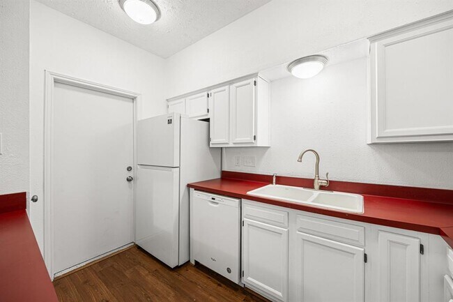 Building Photo - 19307 Gladewater Ct