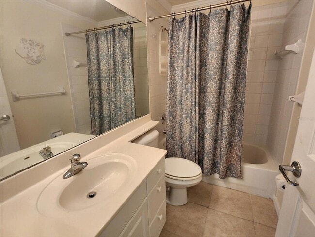 Building Photo - 6566 Fairway Gardens Dr