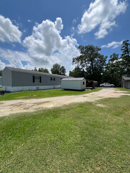 Primary Photo - 41138 Wendy Dr