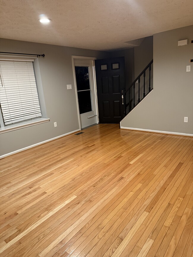 Building Photo - 12400 Morning Light Ter