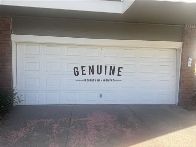 Building Photo - Coming Soon: Charming 2 Bed 2 Bath Condo i...