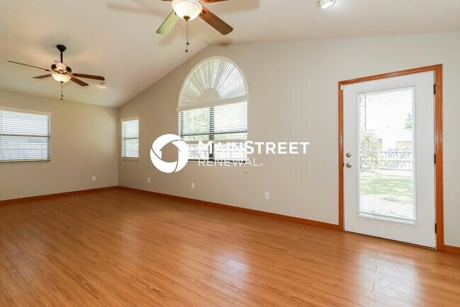 Building Photo - 3 Bedroom Pet-Friendly Home in Fleming Island, FL with Main Street Renewal