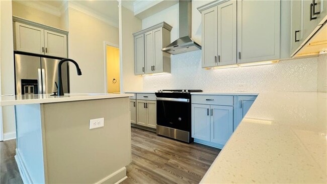 Building Photo - 201 Prairie Ln