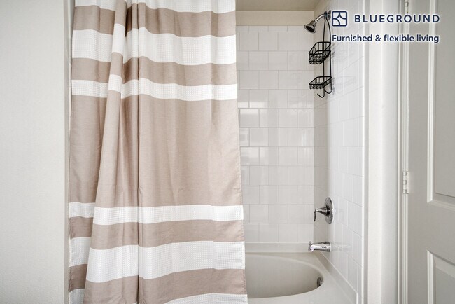 Building Photo - 3700 Casa Verde St