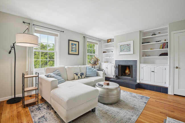 Building Photo - 2202 Washington Ave