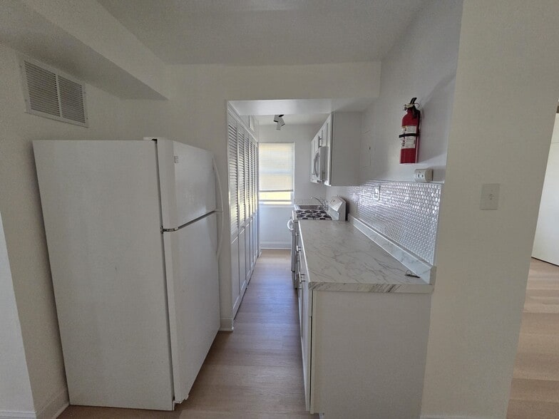 Kitchen - 1243 16th St NE