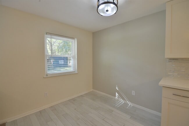 Building Photo - 1420 Sweet Gum Ln