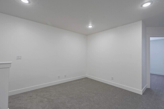 Building Photo - 907 Bright Rdg Ln