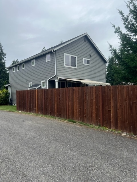 Building Photo - 6615 36th Ln SE