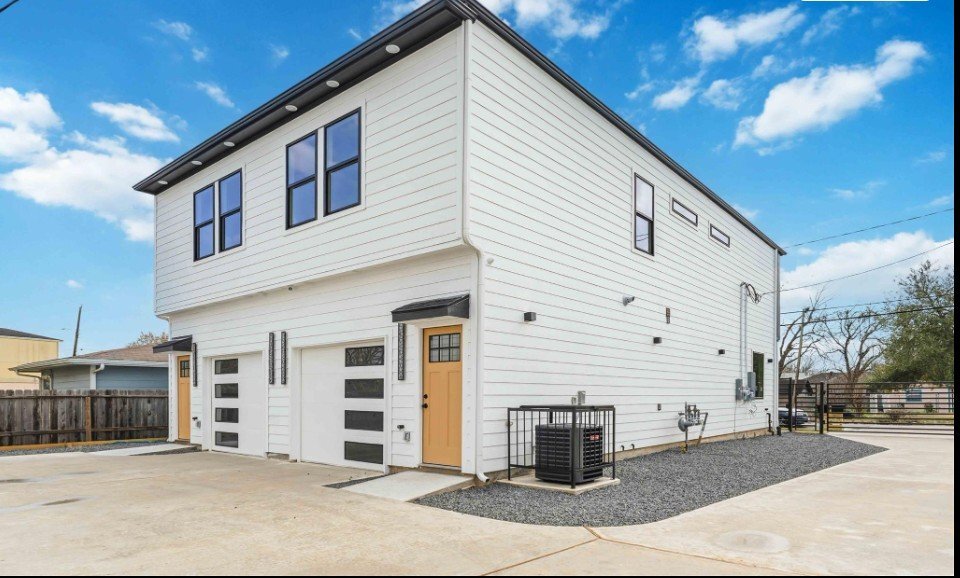 Building Photo - 4609 Bricker St
