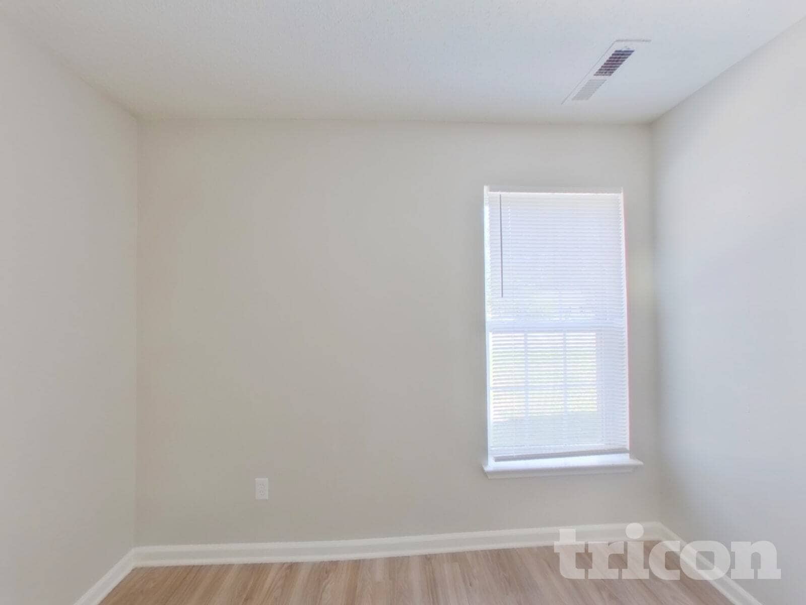 Building Photo - 1903 Duke Adam St