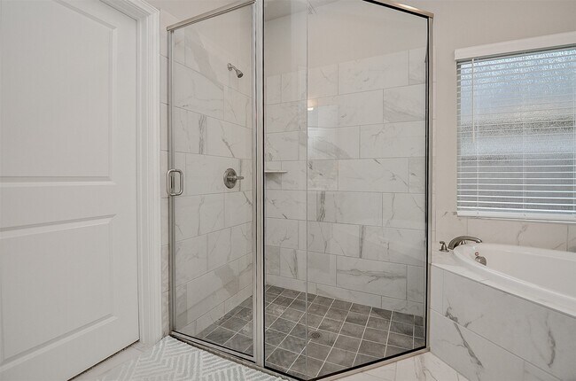 Building Photo - 6926 Myrtle Dr