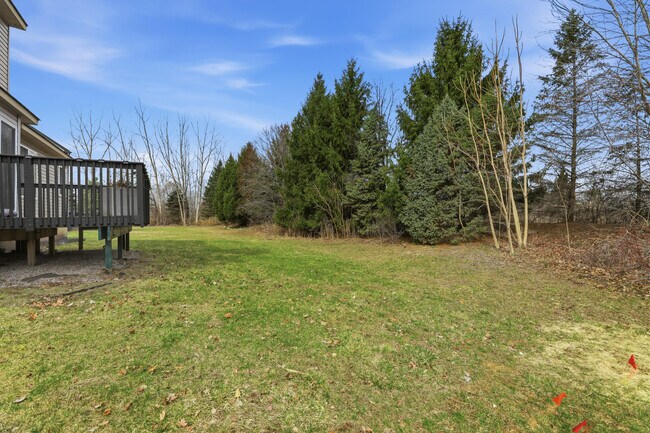 Building Photo - 35900 Abbey Dr