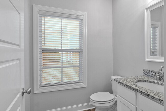 Building Photo - 707 Riva Ridge Rd