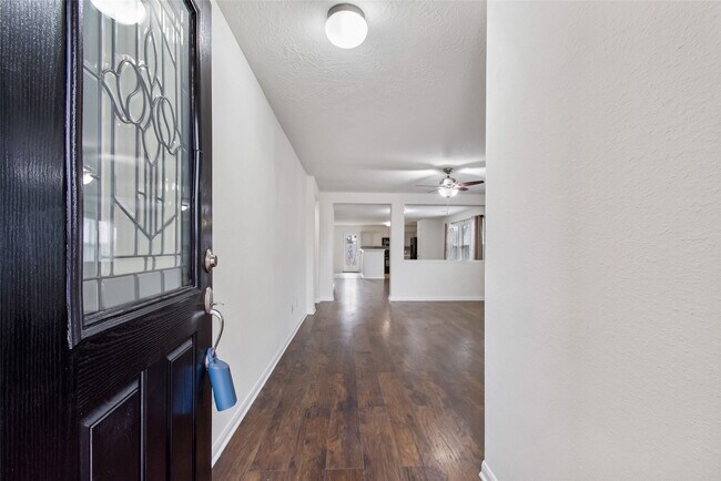 Building Photo - 29214 Legends Valley Dr