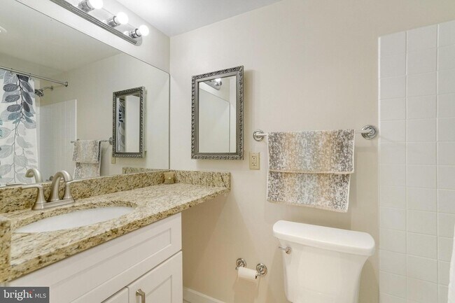 Building Photo - 2300 Pimmit Dr