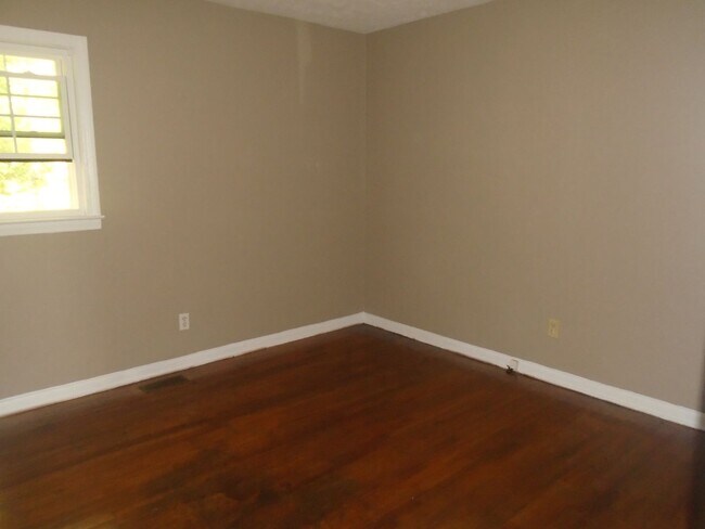 Building Photo - 611-1 Drypoint Ln.