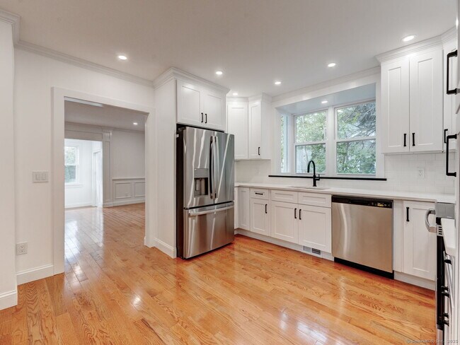 Building Photo - 44 Wallace Row