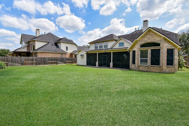 Building Photo - 28514 Hayden Park Dr