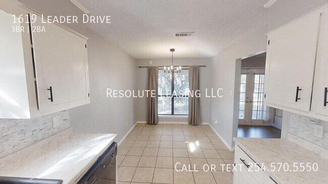 Building Photo - 1619 Leader Dr