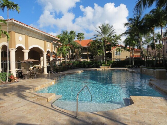 Building Photo - 140 SW 117th Ave